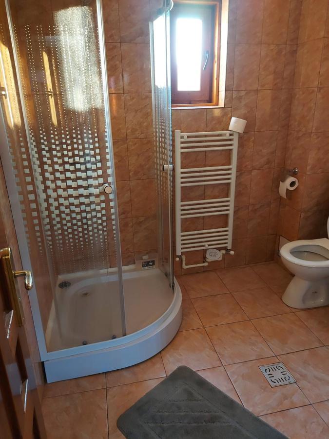 Tîrgu OcnaPopas Turistic Terasa Europa别墅 外观 照片